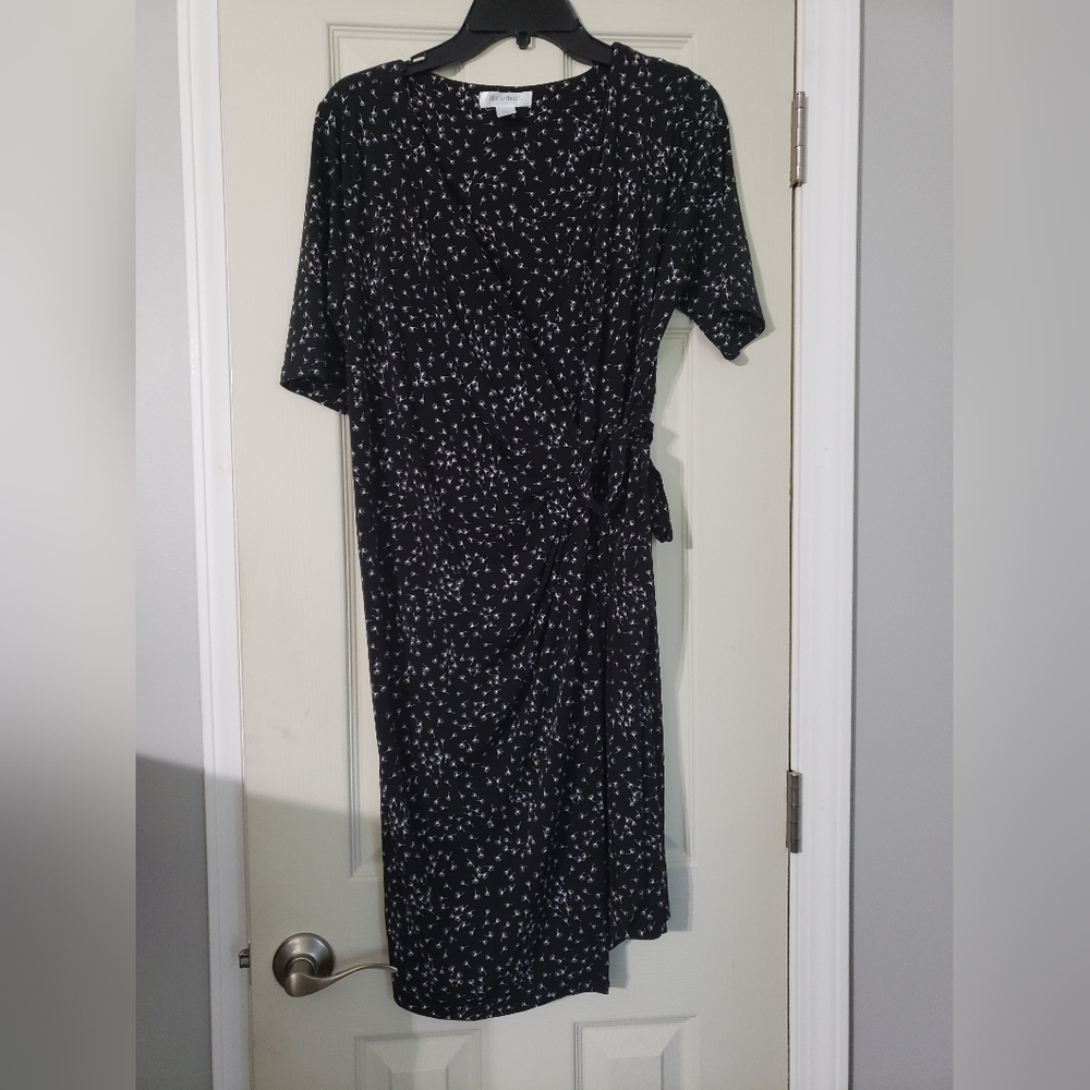 Motherhood Maternity Black & White Wrap Dress Size Large
